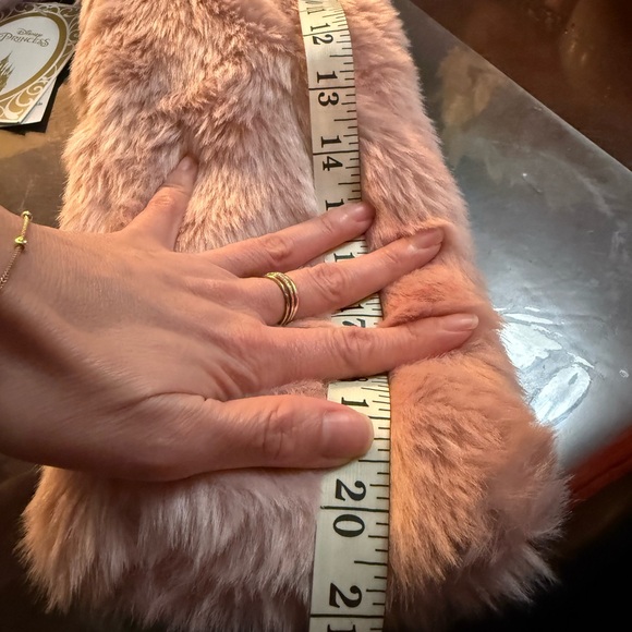 Disney Princess Pink Faux Fur Coat toddler 7/8 - Picture 11 of 11